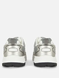 Baskets De Sport à Empiècements En Maille|Primark Outlet