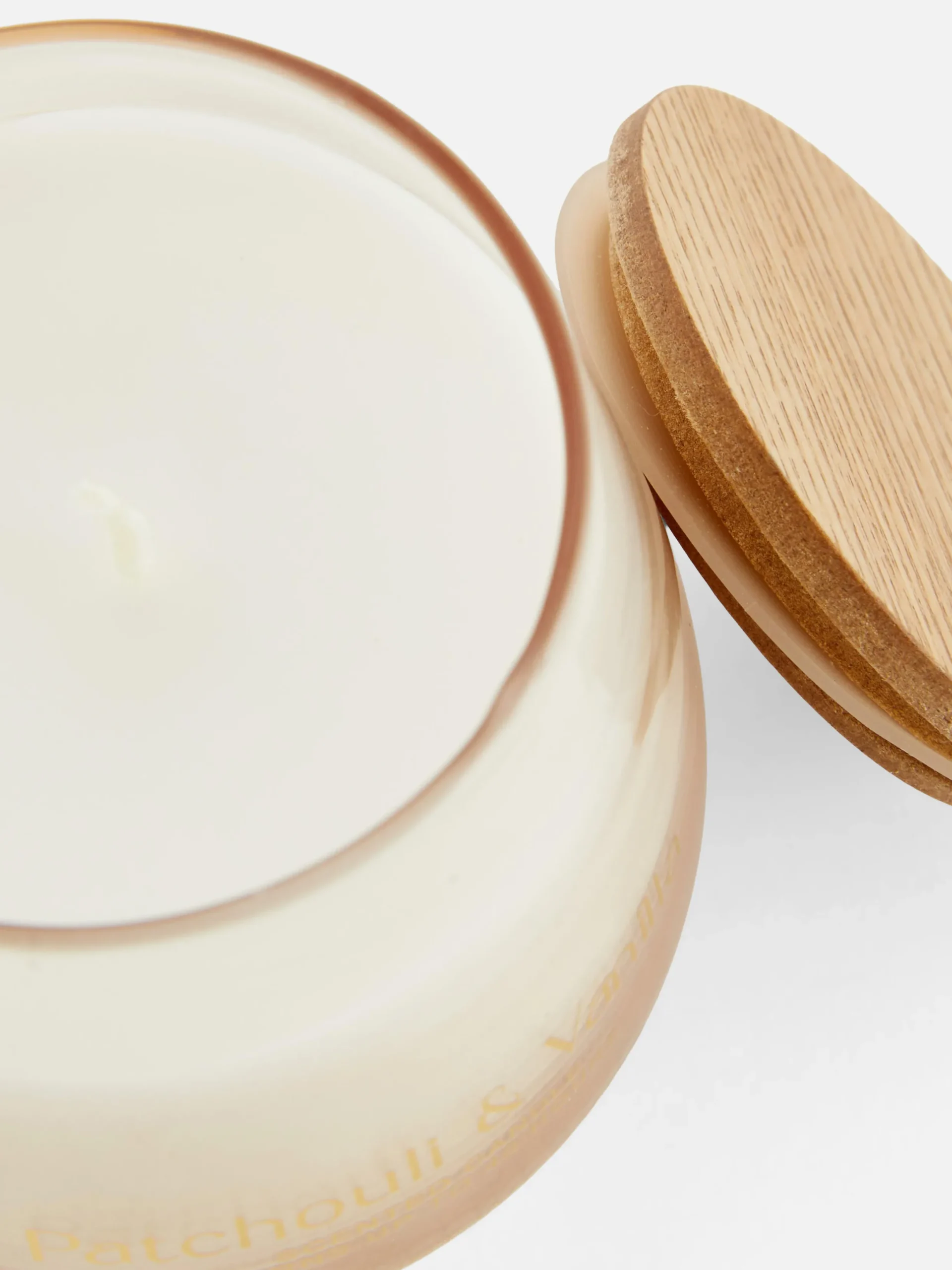 Bougie Parfumée Dans Un Pot En Verre Incurvé|Primark Outlet