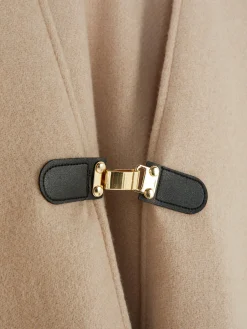 Écharpe Façon Cape à Fermeture Crochet|Primark Clearance