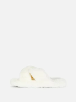 Chaussons En Fausse Fourrure à Brides Croisées|Primark Online