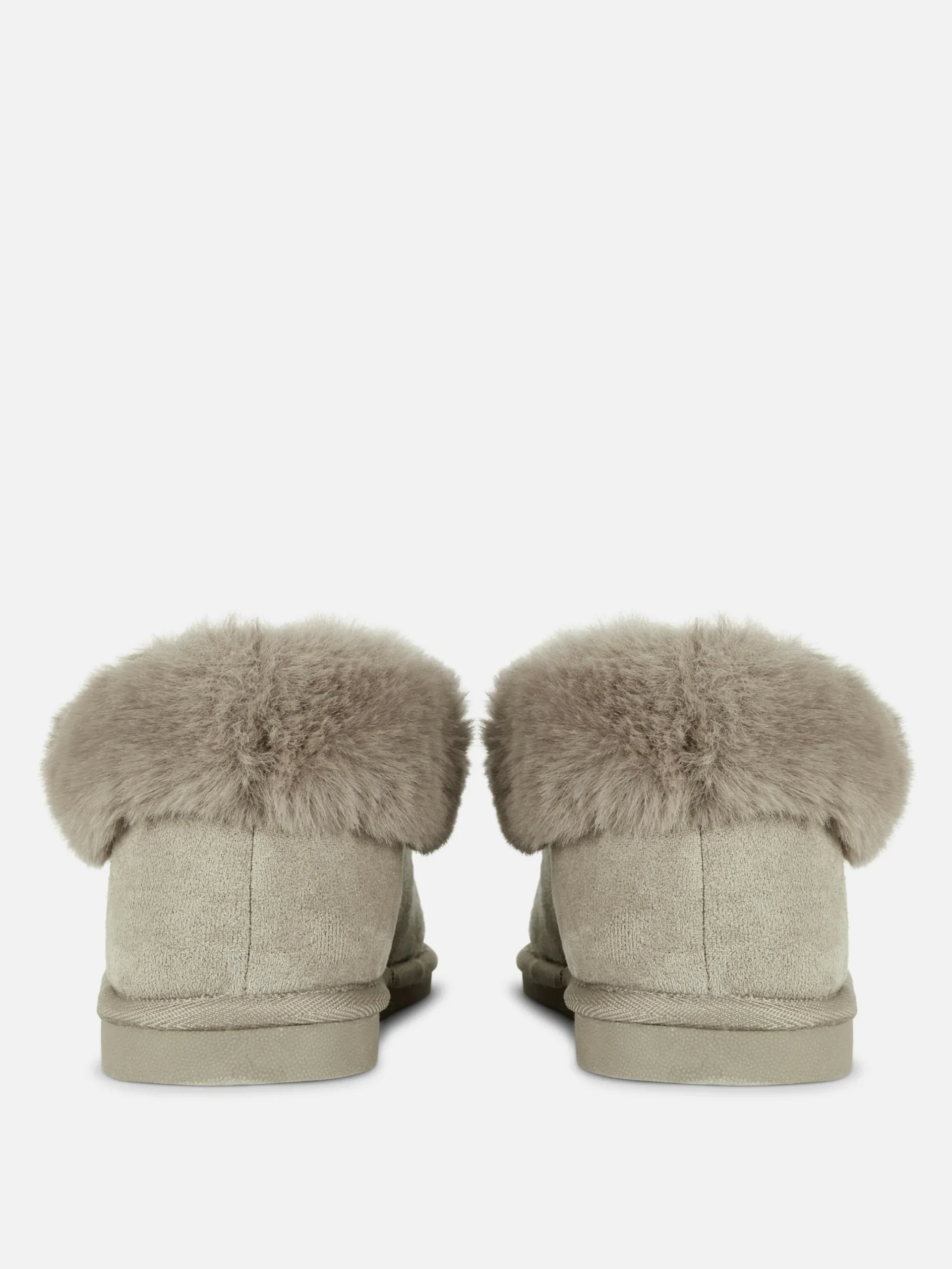 Chaussons Mocassins Doublés En Fausse Fourrure|Primark Sale