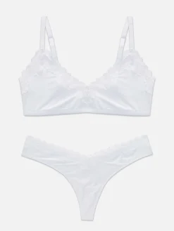 Ensemble Soutien-gorge Non Rembourré Et String à Liseré En Dentelle|Primark Outlet