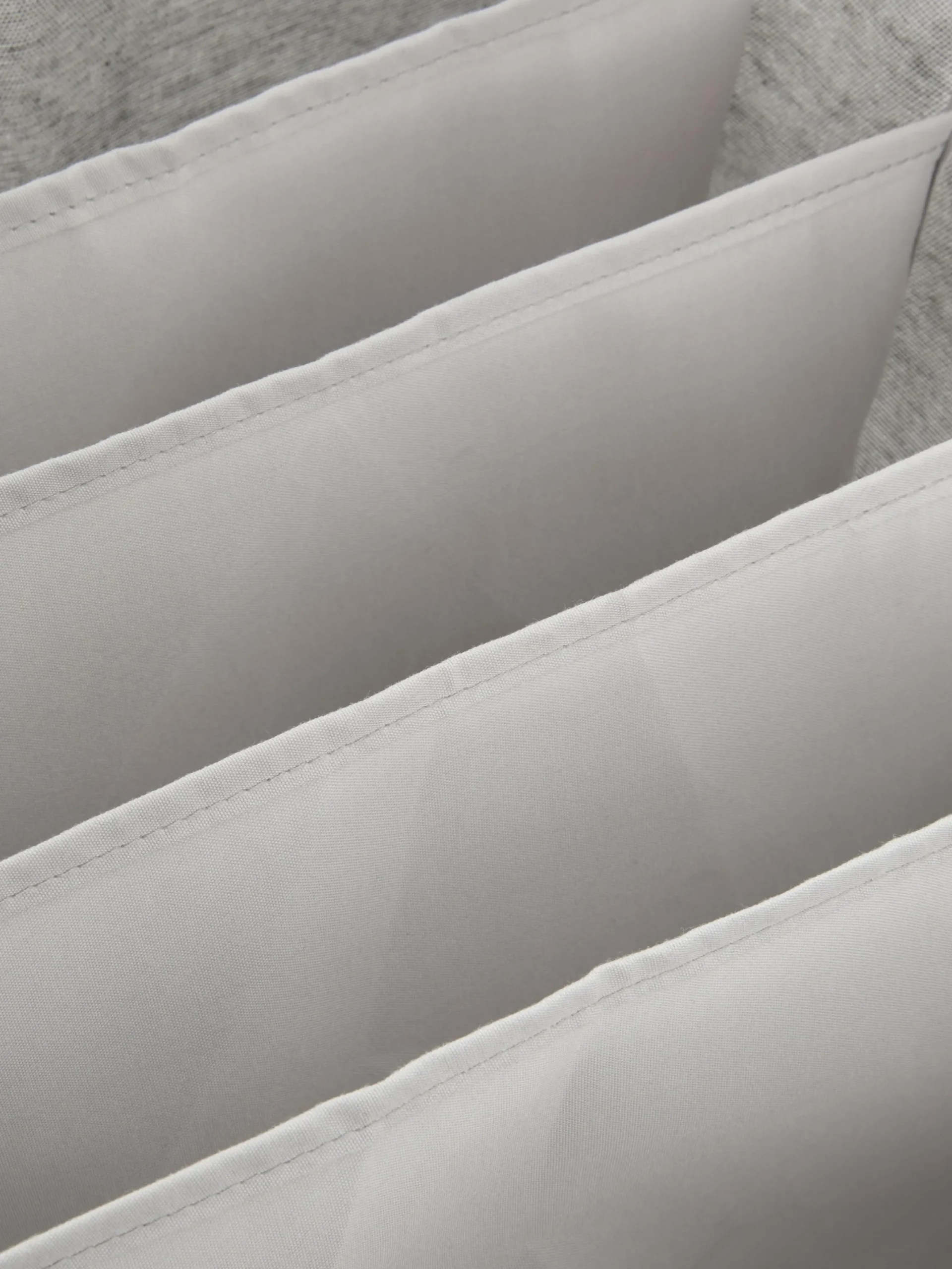 Option De Rangement De Taille Moyenne Pour Vêtements|Primark Online