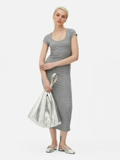 Robe Mi-longue Côtelée Et Décolletée|Primark Best