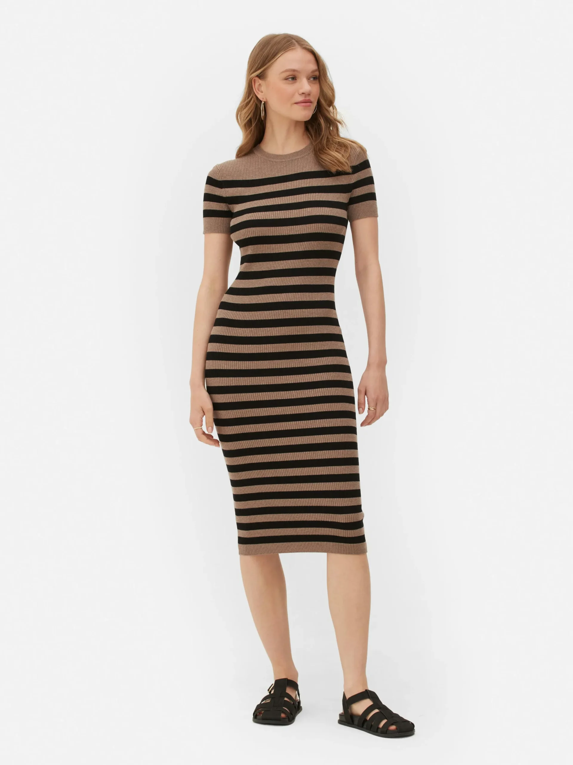 Robe-pull Mi-longue à Manches Courtes|Primark Online